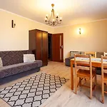 Anastazja 3*